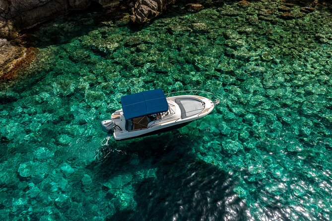 4h trip from Dubrovnik to the Elafiti islands with Atlantic 750 - The 4-hour rhythm from Port Gruž to your first big water moment