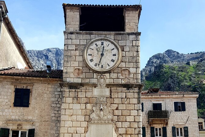 Best of Montenegro and Kotor private tour - Private car perks: comfort, photo stops, and border timing