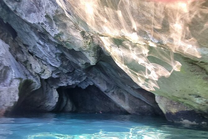 Blue and Green Cave Tour from Dubrovnik,private speed boats - Why This Dubrovnik Cave-and-Islands Trip Feels Fast and Fun