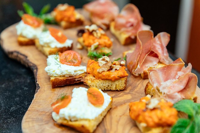 Drinks & Bites in Dubrovnik Private Tour - Why a drinks-and-bites tour is the best fit for Dubrovnik