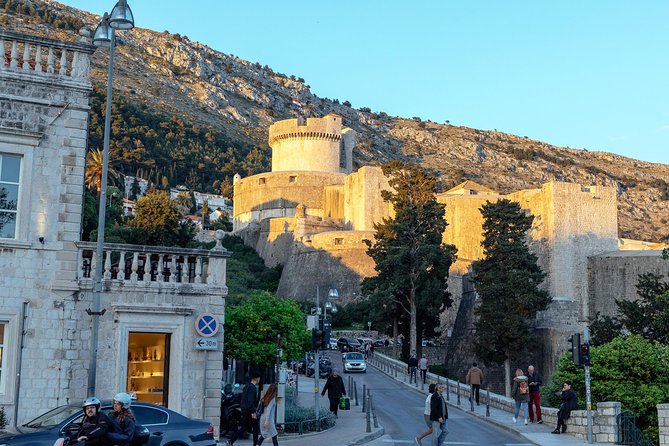 Drinks & Bites in Dubrovnik Private Tour - Pile Gate and Church of Saint Blaise: the landmarks with actual stories