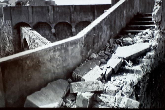 Dubrovnik at War 1991-1992 Private Walking Tour - Stop 1: Old Town Streets Marked by Shelling and Restoration