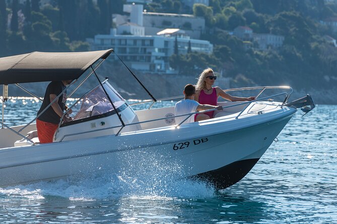 Dubrovnik boat mixed fun tour - Your captain sets the route, and that’s the point