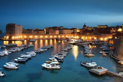 Dubrovnik by Night, History, Wine & Bites - Meeting On Your Terms: Where the Walk Begins