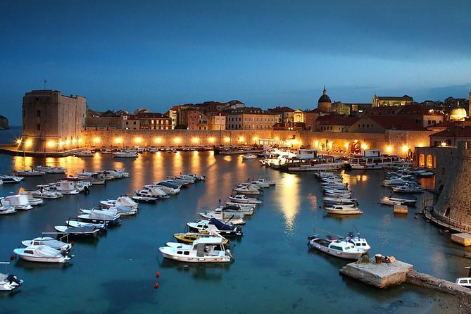 Dubrovnik by Night, History, Wine & Bites - Meeting On Your Terms: Where the Walk Begins