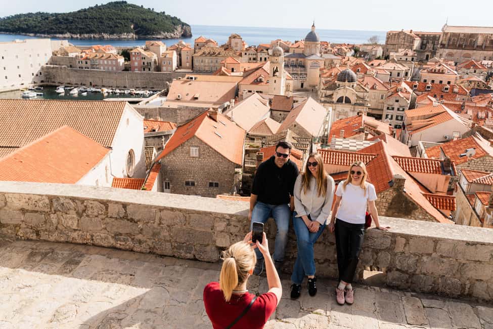 Dubrovnik: City Walls Guided Tour-Small Group Experience - Meeting Point by Velika Onofrijeva Fontana: Easy to Find, Easy to Start