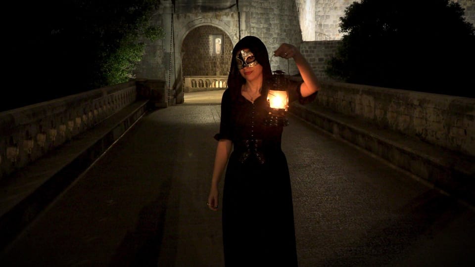 Dubrovnik: Dark tales of the Old Town - Comfort Notes You Shouldn’t Ignore: Shoes, Stairs, and Rules