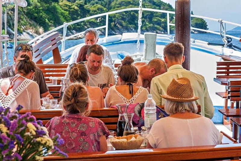 Dubrovnik: Elaphite Islands Cruise with Lunch and Drinks - Sea conditions and why your timing should be flexible