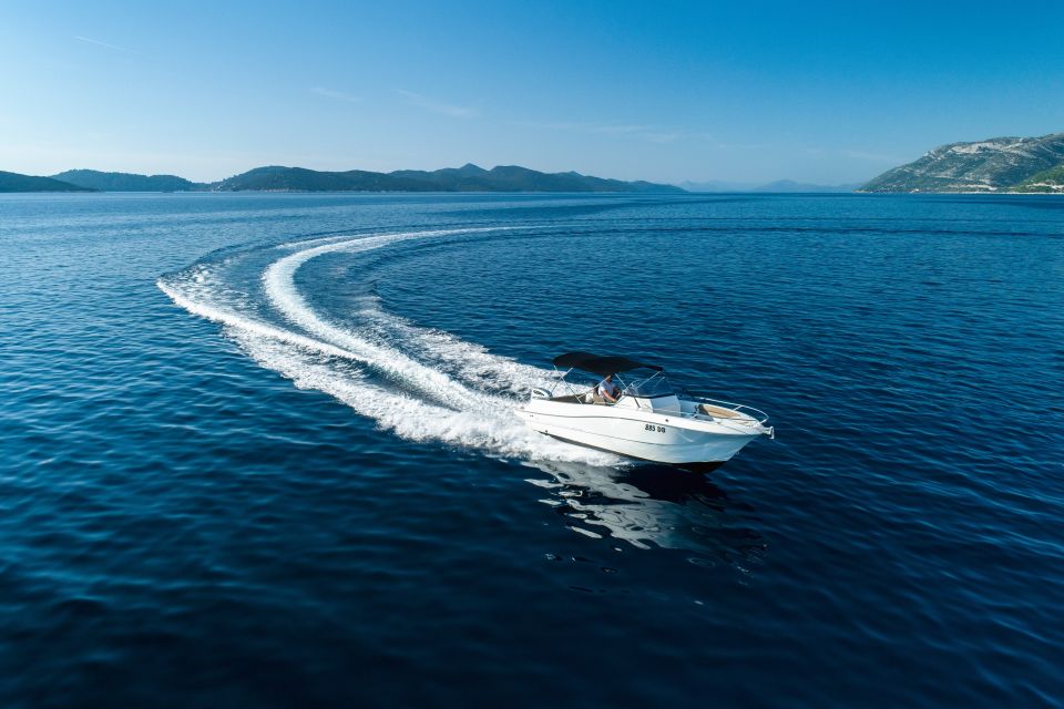 Dubrovnik: Elaphite Islands Private Speedboat Full-Day Tour - Blue Cave on Koločep: a photo moment plus one more swim window