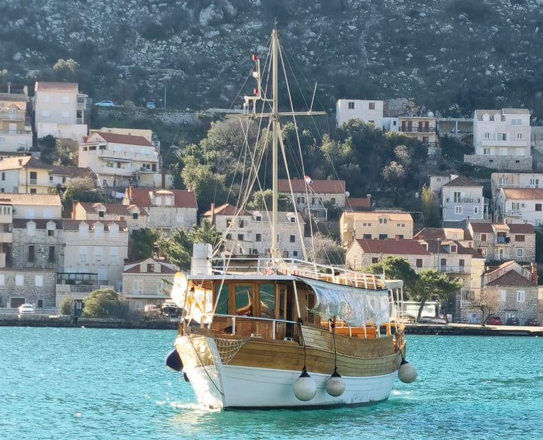 Dubrovnik: Elaphiti Islands Boat Cruise with Lunch & Drinks - Šunj laguna beach: swim time, walk time, or taxi car time