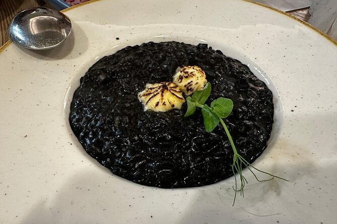Dubrovnik Food, Wine & History Tour - Small-Group Experience - Why This Dubrovnik Food Tour Works in About 3 Hours