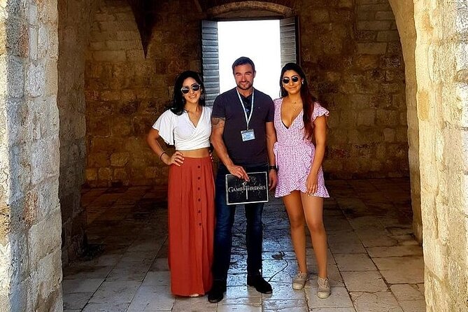 Dubrovnik Game Of Thrones Tour + Iron Throne Photo (Small Group) - Stop 3: Apartments Boškovićeva for the Iron Throne photo moment