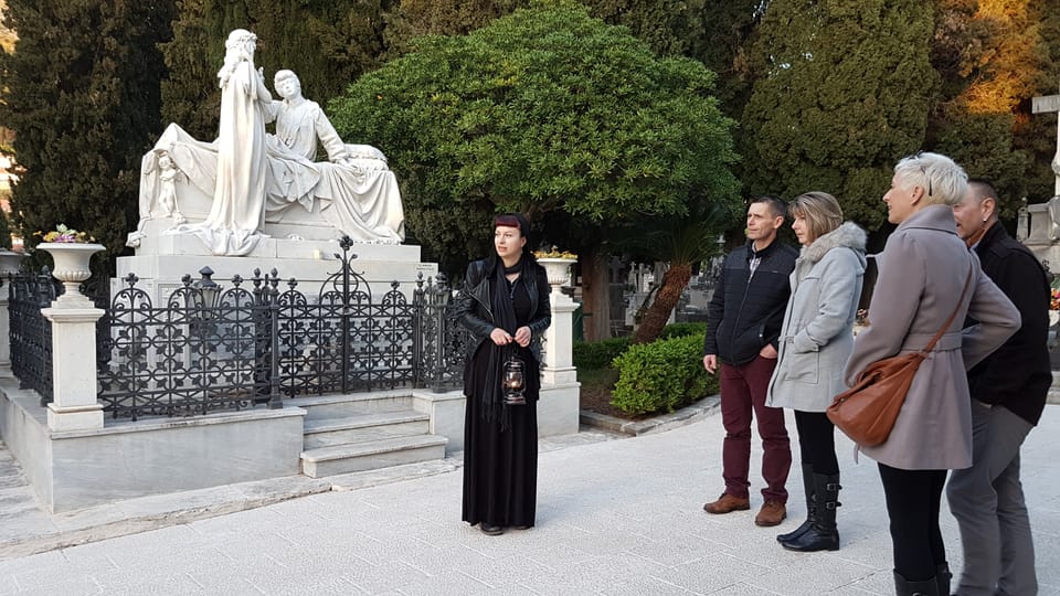 Dubrovnik: Ghosts and Mysteries Walking Tour - Boninovo: Cemetery Ties, Renaissance Palaces, and Real Local Legends