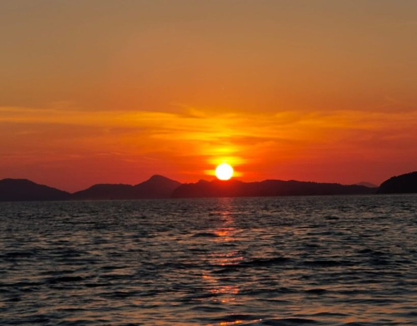 Dubrovnik: Golden Hour Sunset Cruise - Where to meet: Old City port, Karuzo desk, and the bigger pier