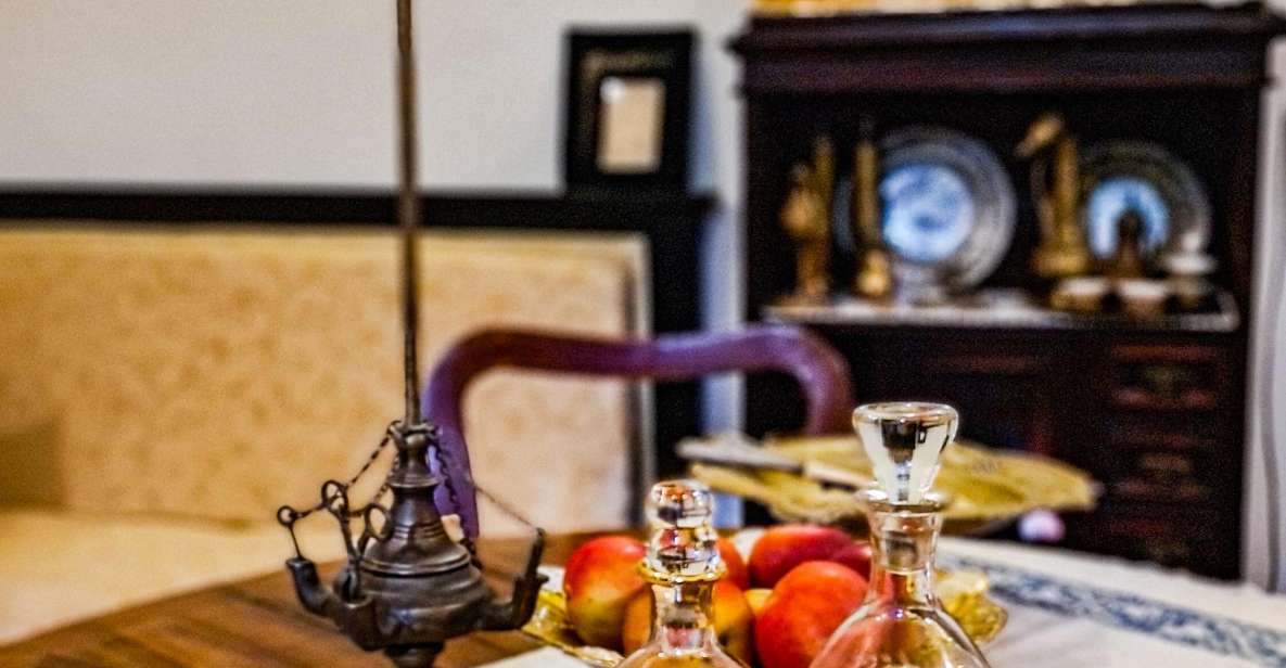 Dubrovnik History, Sweets & Liquors in a Private Palace - The history thread: independence, collapse, and what locals do with it now