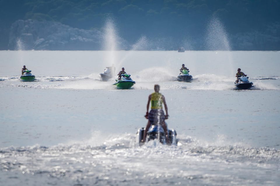 Dubrovnik: Jet Ski Tour - Riding Setup: Solo vs. Two-Person Jet Ski