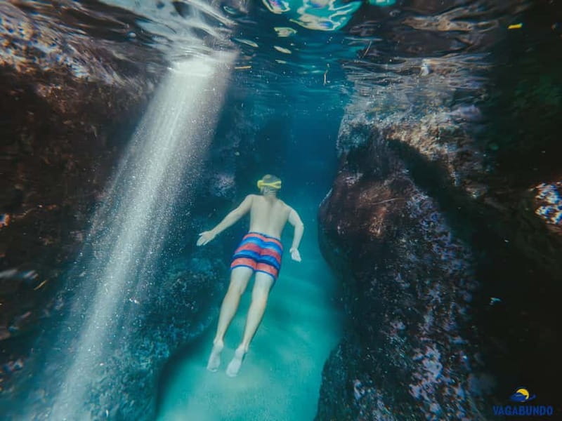 Dubrovnik: Morning Blue Cave speedboat tour with drinks - Blue Cave on Kolocep: where the color comes from