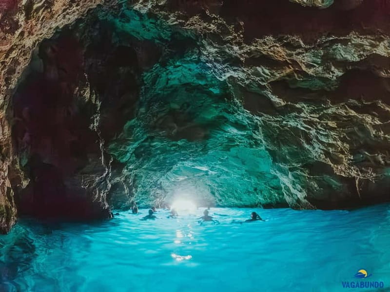 Dubrovnik: Morning Blue Cave speedboat tour with drinks - Lokrum Island: wine views before you head back