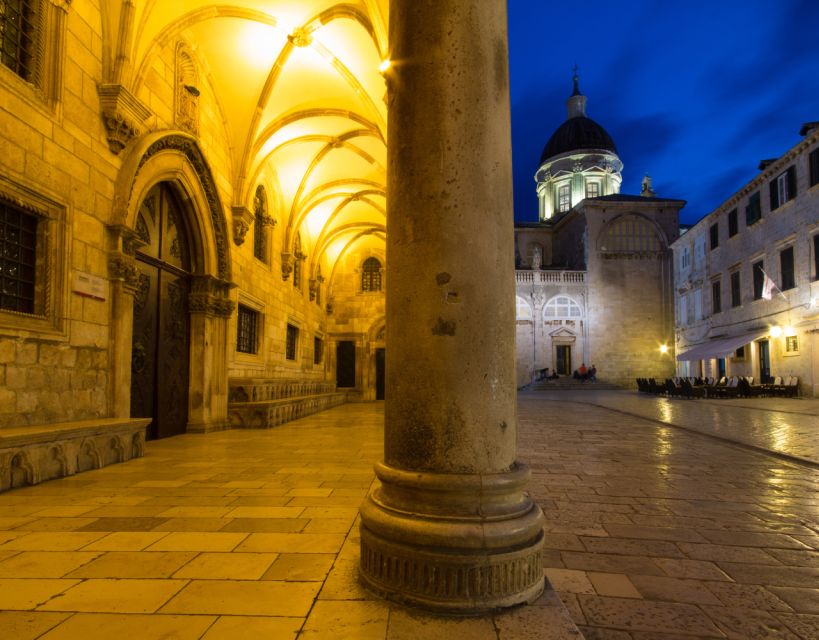 Dubrovnik: Old Town Highlights Guided Evening Walking Tour - Large Onofrio’s Fountain: the carved welcome that sets the tone