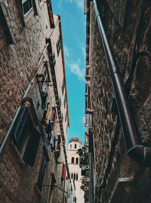 Dubrovnik Old Town History Tour: Early & Late Start - Onofrio’s Fountain: more than a pretty stop