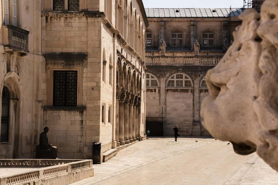 Dubrovnik Old Town History Tour: Early & Late Start - Rector’s Palace: politics, power, and the city’s “why”