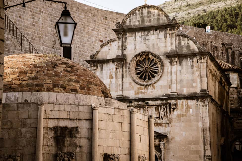 Dubrovnik Old Town History Tour: Early & Late Start - A warm-up on Stradun and the rhythm of the city