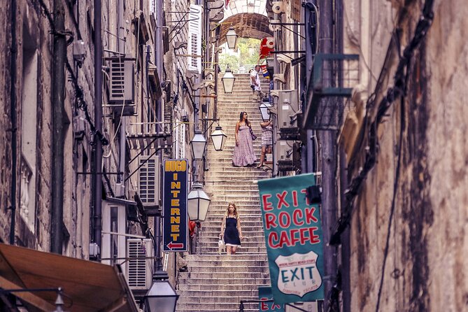 Dubrovnik Old Town Walking Tour with Audioguide - Franciscan and Dominican monasteries, plus church stops you can actually enjoy