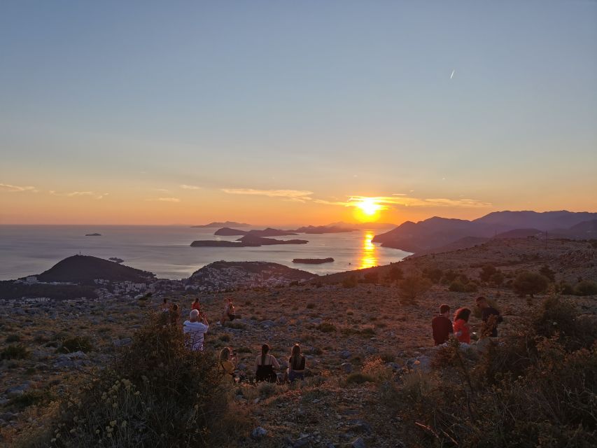 Dubrovnik: Panorama Tour with Free Time in the Old Town - Pickup that works, meeting point that saves stress
