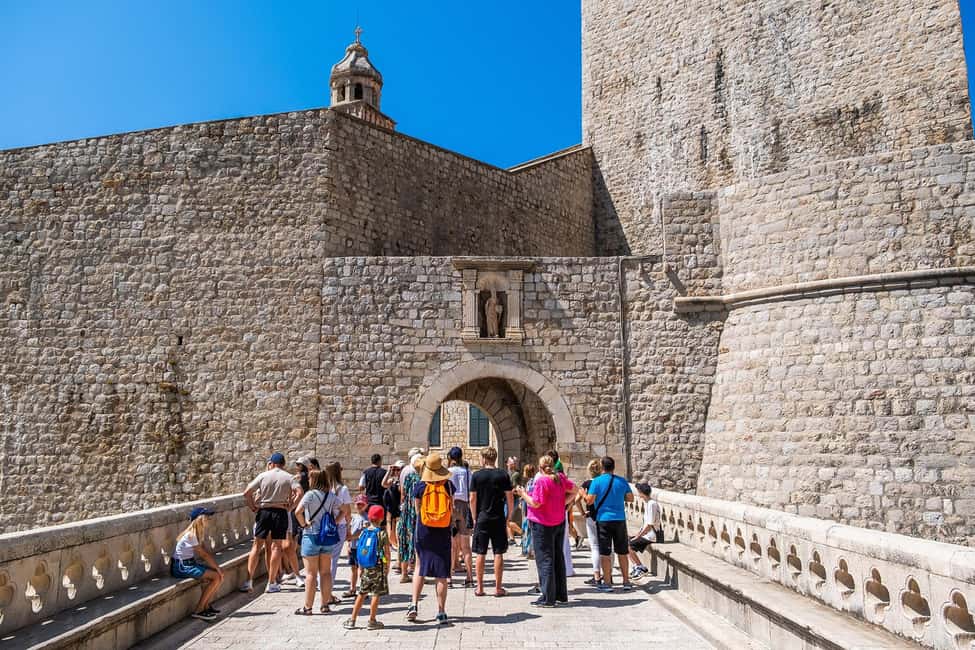 Dubrovnik: Pile Gate & Old Town with Spices and Hidden Gems - Pile Gate and Stradun: the spine of the Old Town