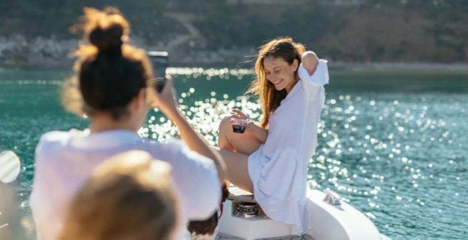 Dubrovnik: Private Boat Cruise at Sunset with Champagne - Drinks, Snacks, and What Included Really Means for Value