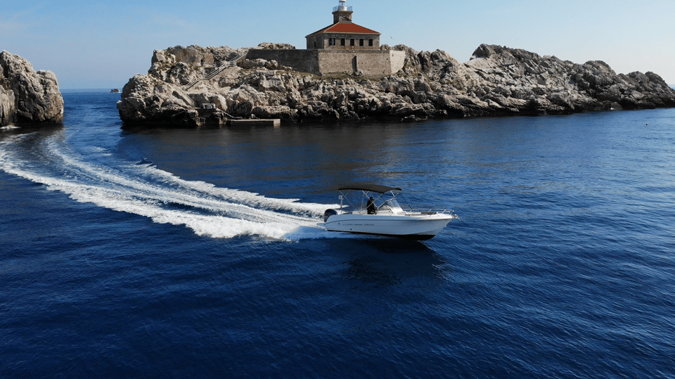 Dubrovnik: Private Boat Island Tour - Drinks, snorkeling gear, and Bluetooth music: small things that matter