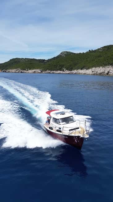 Dubrovnik: Private Boat Rental for Parties & Alcohol - Skipper time: English-speaking help and photo-friendly pacing