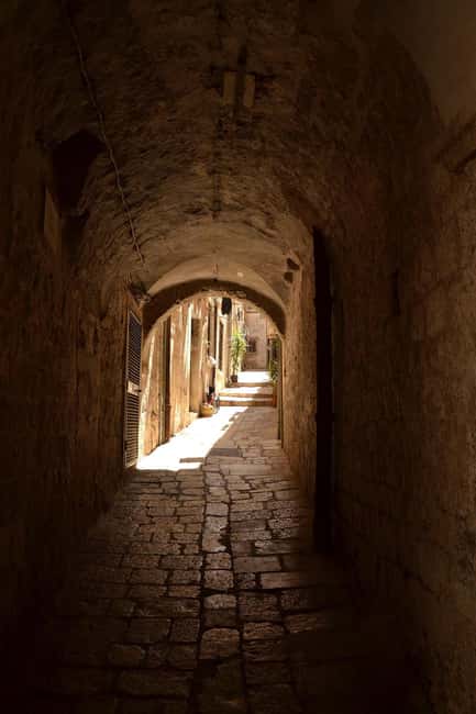 Dubrovnik: Private Game of Thrones Tour: Inside Look - Lovrijenac Fort: the Red Keep moment (and the ticket reality)