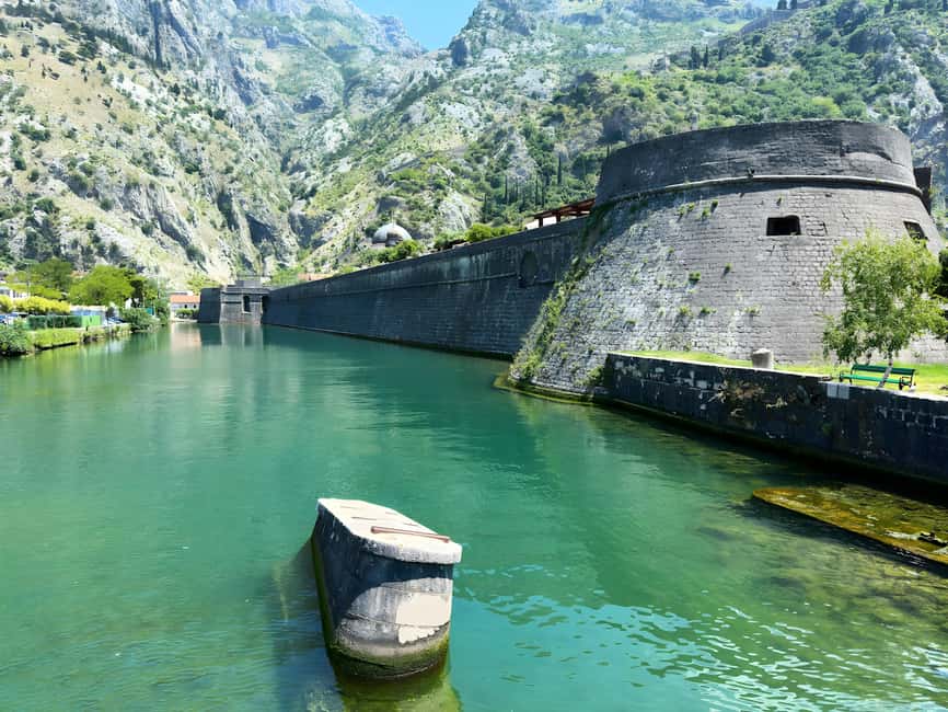 Dubrovnik: Private Tour to Montenegro, Kotor, and Perast - Kotor First: UNESCO Walls, Alley-to-View Energy, and a Photo-Friendly Route