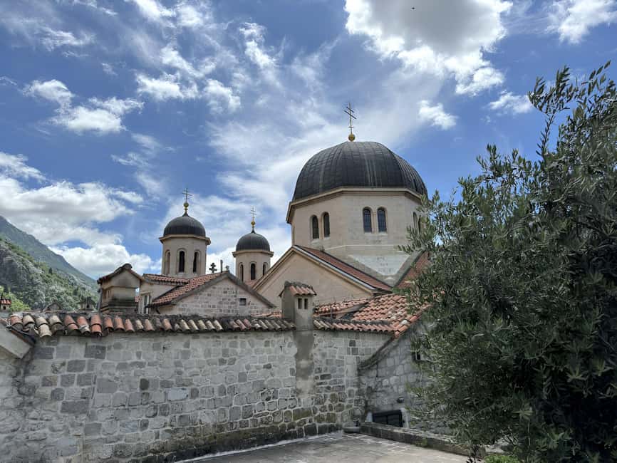 Dubrovnik: Private Tour to Montenegro, Kotor, and Perast - Price and Value: Is $506 Worth It for Up to 8 People?