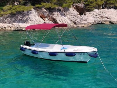 Dubrovnik: Rent a fun and easy to use boat without license - Safety You Can Actually Feel: Life Vests, Tracking, and Real Support
