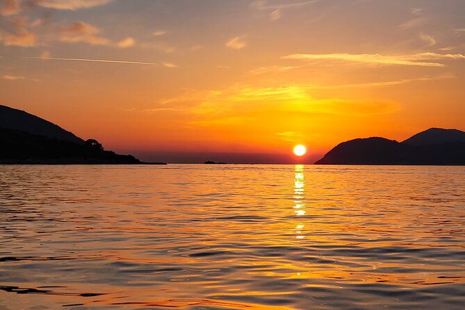 Dubrovnik Romantic Sunset Boat Tour - Why Dubrovnik sunset works so well by boat