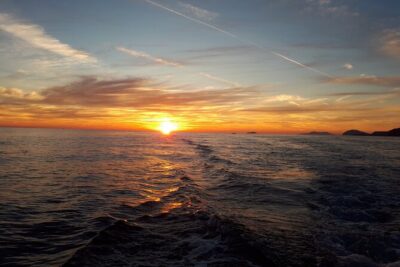 Dubrovnik Romantic Sunset Boat Tour - Meeting at Lapadska Obala Pier: simple logistics, important timing