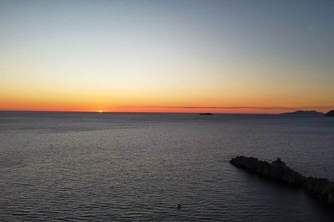 Dubrovnik Romantic Sunset Boat Tour - Watching the Elaphite Islands appear in the sunset light