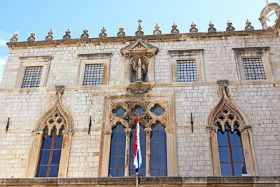 Dubrovnik Shore Excursion: Old Town Walking Tour - Meeting at Pile Gate and Getting Your Bearings Fast