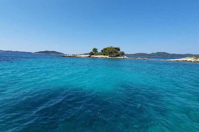 Dubrovnik Speedboat Quicksilver 675 Private Tours - Your skipper/guide: the human factor that makes it feel private