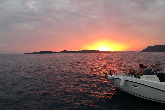 Dubrovnik Sunset Private Speed Boat Tour - Stop 2: Lokrum Island bay time at golden hour