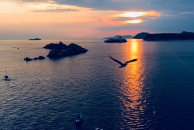 Dubrovnik Sunset Private Speed Boat Tour - Stop 1: Dubrovnik City Walls and Fort Lovrijenac from the sea
