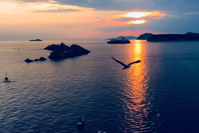 Dubrovnik Sunset Private Speed Boat Tour - Stop 1: Dubrovnik City Walls and Fort Lovrijenac from the sea