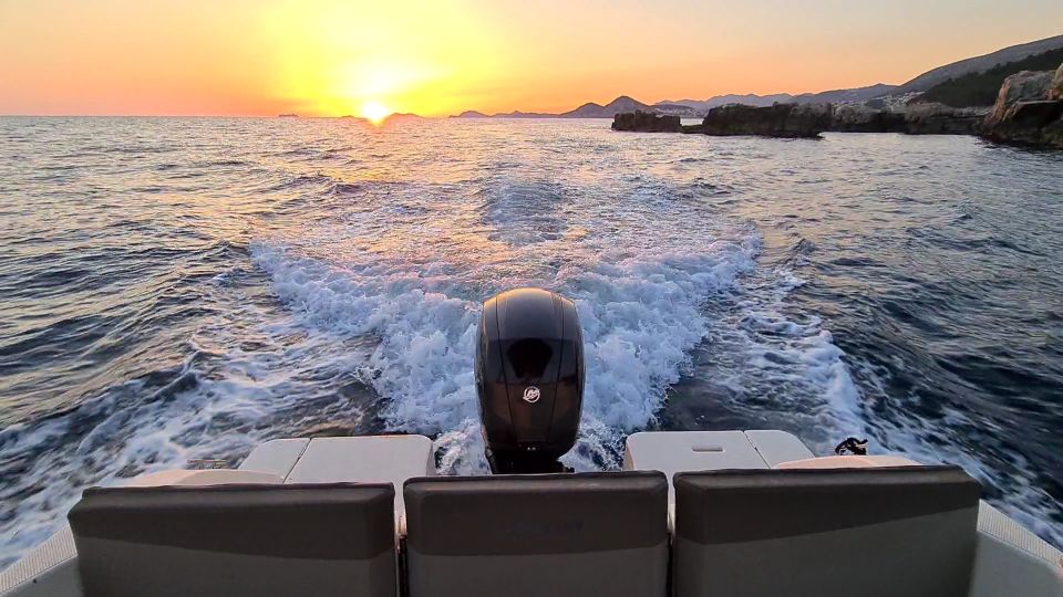 Dubrovnik: Sunset Tour With Panorama Of City Walls - Drinks onboard: a small comfort that changes the mood