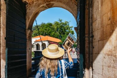 Dubrovnik: The Original Game of Thrones Tour & Lokrum Option - Meeting at Onofrio’s Fountain: Start Where Everyone Can Find You