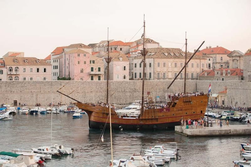 Dubrovnik walking tour and cruise on Karaka ship - Who This Tour Suits Best