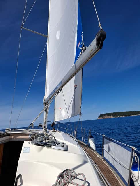 Dubrovnik yacht cruise-Elafity islands & Blue cave - Pacing and flexibility: you set the rhythm