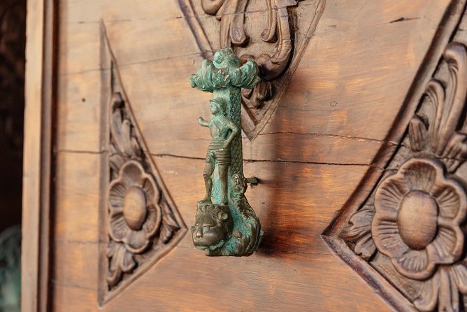 Dubrovnik's History with a Local: the Homeland War Stories Private Tour - Rector’s Palace: daily life, not just battle scenes