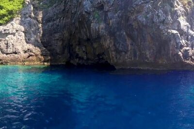 Elaphite Islands & Mljet - Private Boat Excursion from Dubrovnik - Your boat day starts on a proper dayboat (not a crowded ferry)
